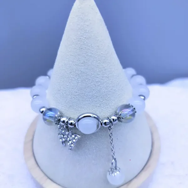 Charming Glass Cat's Eye Bead Bracelet with Butterfly Pendant