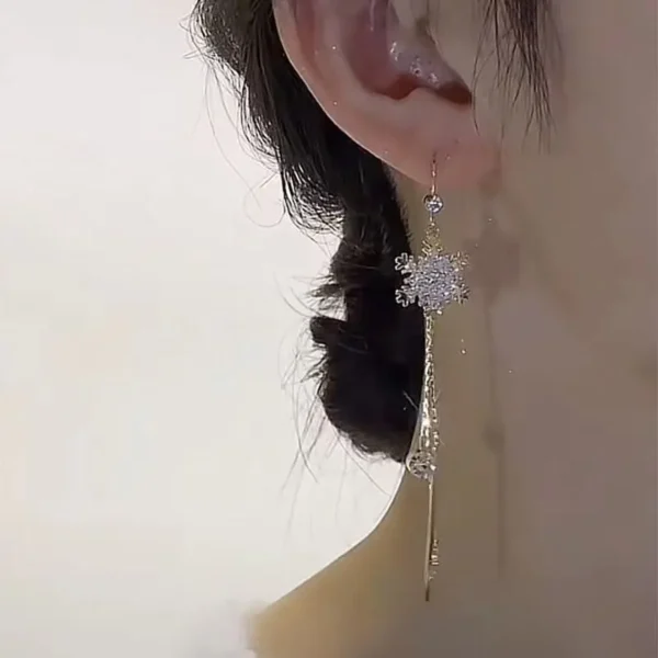 Boho Simple Drop & Dangle Earrings with Snowflake Design, Alloy Ear Needle, Artificial Crystal Pendant, for Daily & Gift Occasions - Image 7